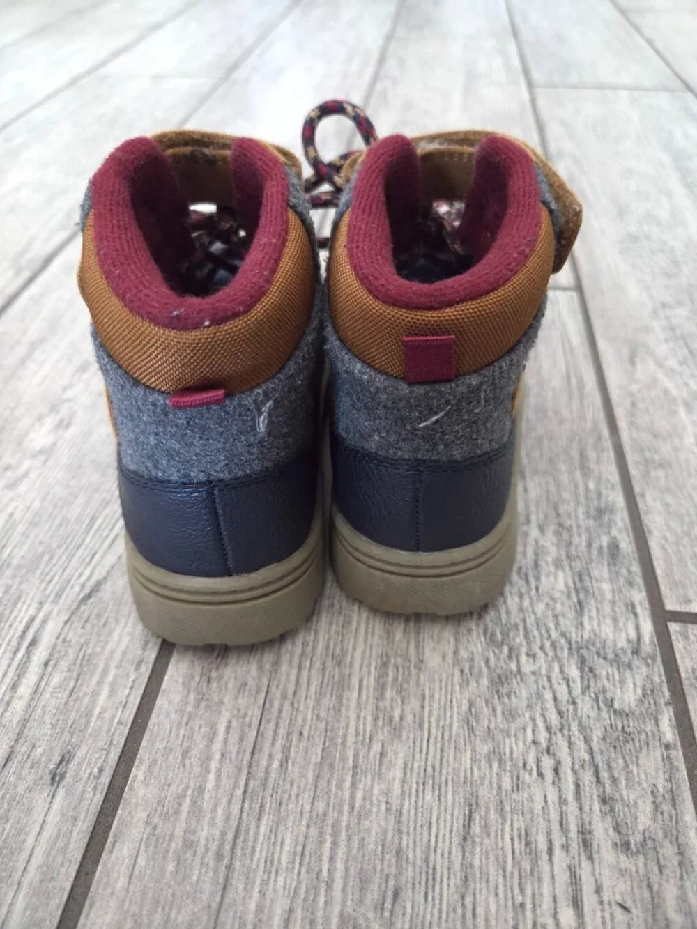 Carter’s Freddie Toddler Boys Navy Brown Duck Toe Hiker Boots Size 12